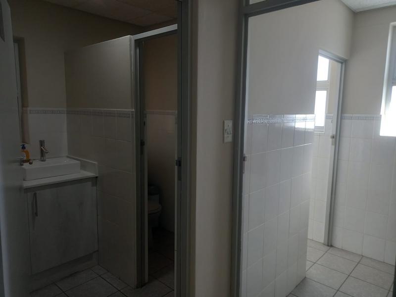 To Let commercial Property for Rent in Mill Park Eastern Cape